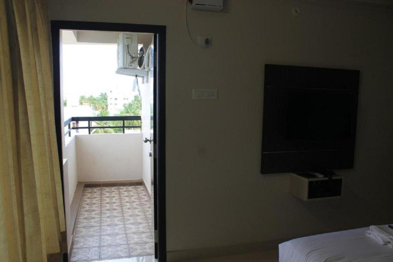 Viswa Residency By Azalea Hotel Madurai Eksteriør billede